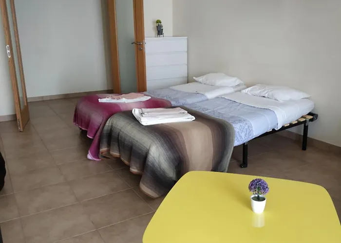 Edifice Iberico アパート