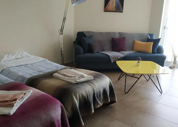 Edifice Iberico アパート