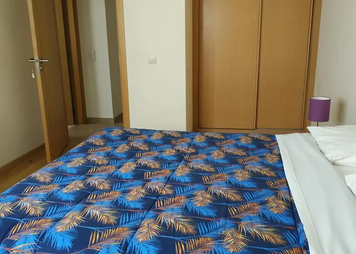 Edifice Iberico アパート *